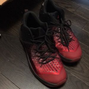 Men Nike Jordan extra fly sneakers